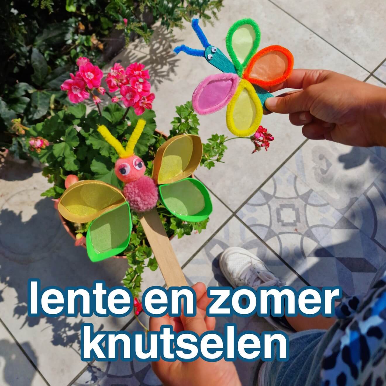 Lente en zomer knutselen: leuke ideeën voor kinderen. De lente en zomer bieden volop inspiratie om te knutselen met kinderen. Vlinders, lieveheersbeestjes en vogels spreken tot de fantasie om na te maken. Bloemen kun je namaken, maar je kunt er ook mee knutselen. En het wordt ook weer tijd voor stoepkrijt! Kijk mee voor leuke ideeën om te knutselen, zowel met peuters en kleuters als met oudere kinderen.