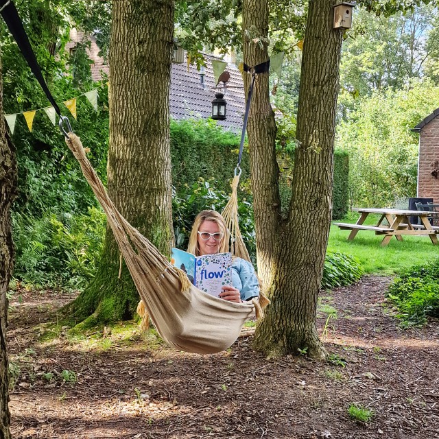 The Oakhouse: sfeervol vakantiehuis met eigen speeltuin. Hoe fijn is het als je vakantiehuis een eigen speeltuin heeft? The Oakhouse bij Nijmegen heeft een tuin waar kinderen heerlijk kunnen spelen. Daarnaast is op het vakantiepark nog veel meer te doen. Kijk je mee? 