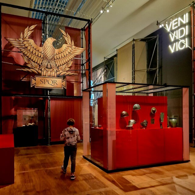 Museum met kinderen: 101x leukste kindermuseum van Nederland. H'ART Museum in Amsterdam, voorheen de Hermitage, heeft soms leuke tentoonstellingen voor kinderen en tieners. 