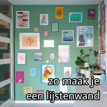 Zo maak je een lijstenwand met wissellijsten voor kinderen. Hou je ook zo van die lijstenwanden met wissellijsten? We maakten al een paar keer een lijstenwand voor de kinderen. In de werkkamer en in de kinderkamer. Zo maak je zo'n toffe muur.