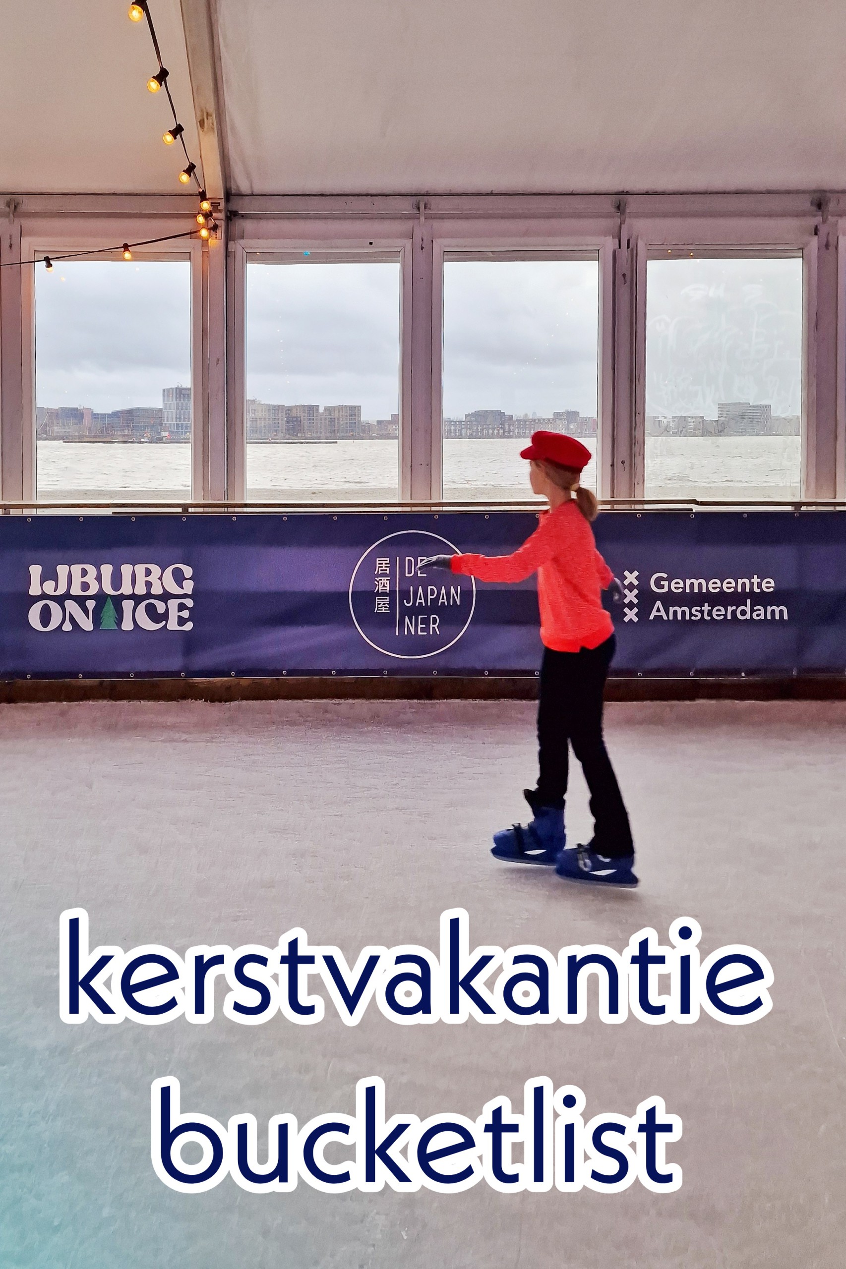 Onze bucketlist voor kerst: kerstvakantie activiteiten voor kinderen. Oh wat hebben we zin in de kerstvakantie! Wat te doen in de kerstvakantie? Veel relaxen, leuke uitjes en lekker samen zijn met familie en vrienden. Natuurlijk hebben we ook deze kerstvakantie weer veel leuke activiteiten voor de kinderen bedacht. Wij gaan regelmatig op het lijstje kijken en hopelijk inspireert het jullie ook deze kerst.