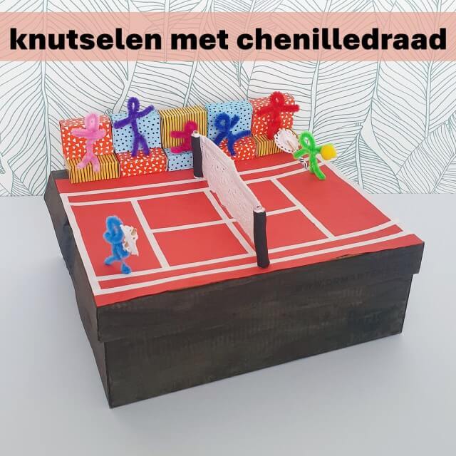 Knutselen met chenilledraad: knutsel ideeën met pijpenragers. Met chenilledraad oftewel pijpenragers kun je heel leuk knutselen. Daarom vind je hier de leukste ideeën met chenille draad. 