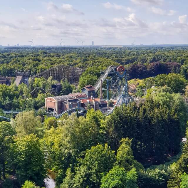 Efteling met kinderen: 10 handige tips. Vanuit de Pagode heb je een prachtig uitzicht over de Efteling. Het is daarom leuk om de dag met de Pagode te beginnen. 