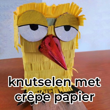 Knutselen met crêpepapier: leuke ideeën. Crêpe papier is heel leuk om mee te knutselen. Hier vind je allerlei leuke ideeën om te knutselen met crêpepapier.