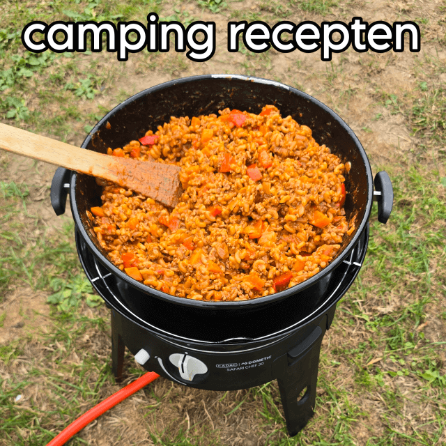 35 camping recepten: makkelijk op vakantie met kinderen. Op vakantie willen we ook lekker en gezond eten, maar wel eenvoudig. Daarom verzamel ik hier makkelijke camping recepten voor op vakantie met kinderen. Het zijn allerlei verschillende recepten, voor baby, peuter, kleuter, kind en tiener.