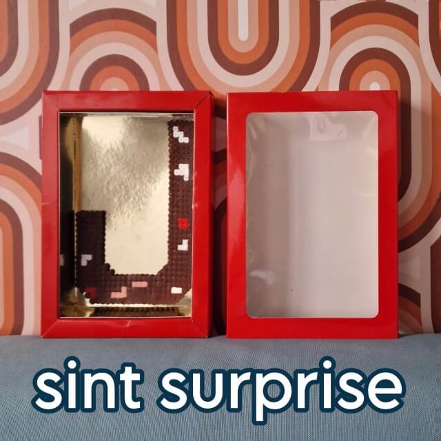 Sinterklaas surprise maken: 100 leuke ideeën om te knutselen. Deze chocoladeletter is een makkelijke Sinterklaas surprise.