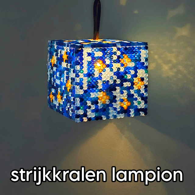 Strijkkralen lampion of lantaarn knutselen. Zoek je een leuk en stevig idee voor een lantaarn voor Sint Maarten? Deze gezellige lampion van strijkkralen schijnt prachtig met Sint Maarten. Daarnaast kun je het ook gebruiken als sfeerverlichting tijdens de herfst en de winter, met Sinterklaas en Kerst!
