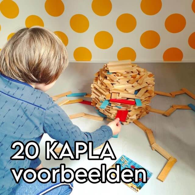 KAPLA voorbeelden: 20 ideeën om zelf te bouwen voor kinderen. Onze jongen is altijd fan geweest van KAPLA, urenlang kan hij ermee spelen. Hij wilde graag dat ik over zijn creaties zou bloggen. Natuurlijk wilde ik dat, want hij maakt prachtige bouwwerken. In dit artikel deel ik dus heel veel voorbeelden en inspiratie om te bouwen met KAPLA. En soms komt er nog wat bij :-)