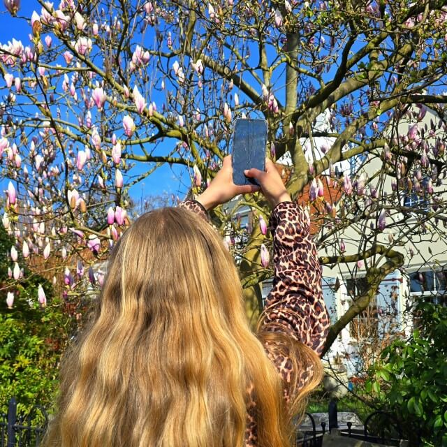 Heel veel buitenactiviteiten voor oudere kinderen en tieners. Met deze buitenactiviteiten zorg je dat oudere kinderen en tieners lekker naar buiten gaan. Er zijn sportieve activiteiten, maar ook heel veel andere activiteiten. Zo krijg je die kids en tieners weer de deur uit.